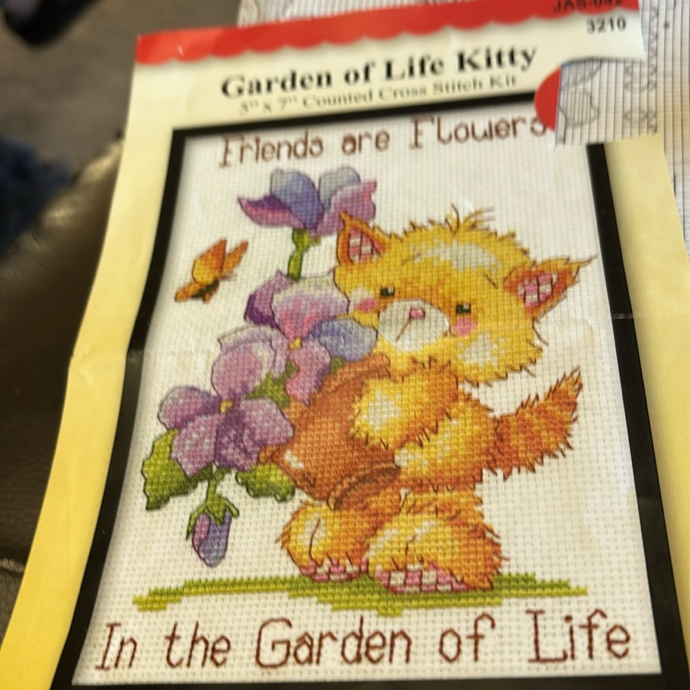 Garden of Life Kitty. cross Stitch Started with pattern
I do not take PayPal